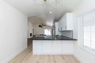 23554 N 73rd Pl, Scottsdale, AZ 85255 - Photo 9