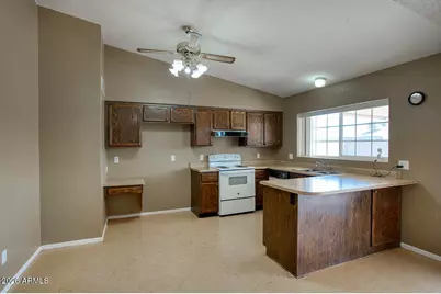 9403 W Sunnyslope Lane, Peoria, AZ 85345 - Photo 5