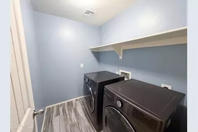 7763 W Pipestone Place, Phoenix, AZ 85035 - Photo 19