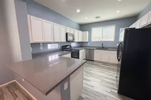 7763 W Pipestone Pl, Phoenix, AZ 85035 - Photo 15