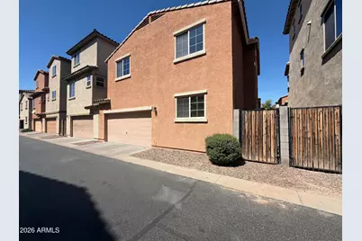 7763 W Pipestone Place, Phoenix, AZ 85035 - Photo 1