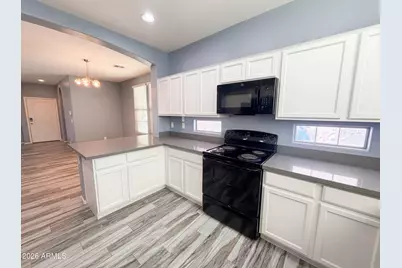 7763 W Pipestone Place, Phoenix, AZ 85035 - Photo 15