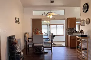 10361 W Buena Vista Dr, Arizona City, AZ 85123 - Photo 17