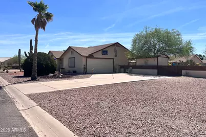 10361 W Buena Vista Drive, Arizona City, AZ 85123 - Photo 5