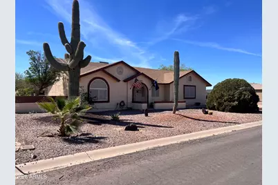 10361 W Buena Vista Drive, Arizona City, AZ 85123 - Photo 3
