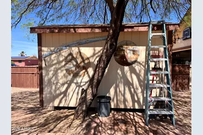 10361 W Buena Vista Drive, Arizona City, AZ 85123 - Photo 51