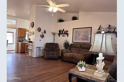 10361 W Buena Vista Drive, Arizona City, AZ 85123 - Photo 13