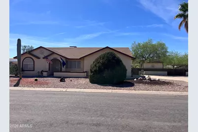 10361 W Buena Vista Drive, Arizona City, AZ 85123 - Photo 3
