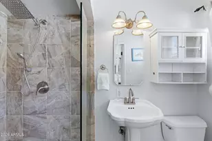 4141 N 35th St, Phoenix, AZ 85018 - Photo 13