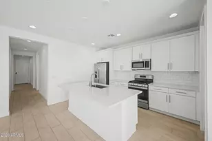 18191 W Elizabeth Ave, Goodyear, AZ 85338 - Photo 9
