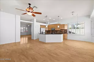 988 W Ebony Dr, Chandler, AZ 85248 - Photo 7