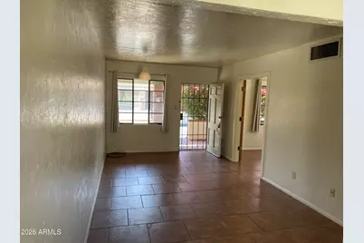 385 E Coronado Road #7, Phoenix, AZ 85004 - Photo 7