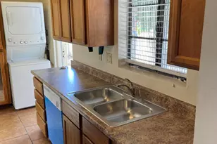 385 E Coronado Rd, Phoenix, AZ 85004 - Photo 15