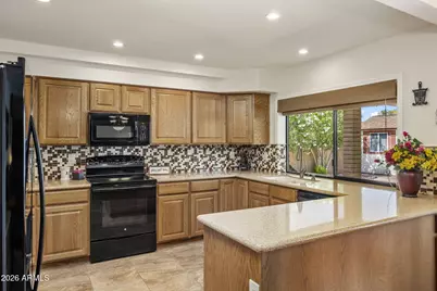 410 E Carol Ann Way, Phoenix, AZ 85022 - Photo 7