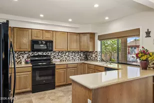 410 E Carol Ann Way, Phoenix, AZ 85022 - Photo 7