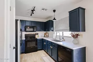 13228 W Port Au Prince Ln, Surprise, AZ 85379 - Photo 9