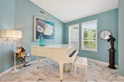 16462 W Silver Creek Drive, Surprise, AZ 85374 - Photo 9