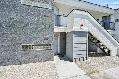 3065 N 67th Avenue #Apt 203, Phoenix, AZ 85033 - Photo 1