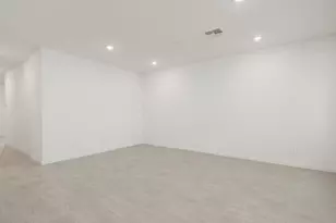 35248 N Flora Wy, San Tan Valley, AZ 85144 - Photo 15