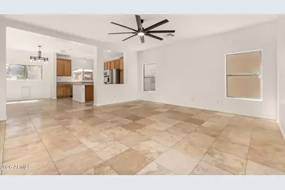 10925 W College Drive, Phoenix, AZ 85037 - Photo 9