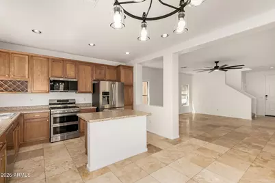 10925 W College Drive, Phoenix, AZ 85037 - Photo 9