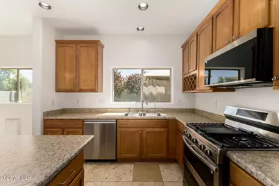 10925 W College Drive, Phoenix, AZ 85037 - Photo 3
