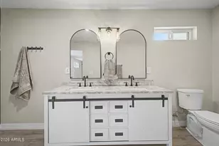 7719 N 17th Ave, Phoenix, AZ 85021 - Photo 17