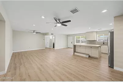 7719 N 17th Avenue, Phoenix, AZ 85021 - Photo 11
