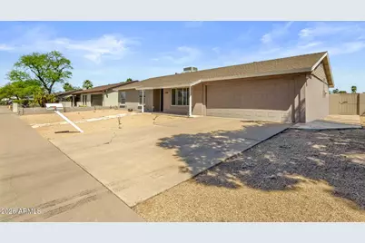 3916 E Bloomfield Road, Phoenix, AZ 85032 - Photo 3