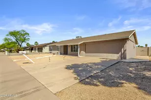 3916 E Bloomfield Rd, Phoenix, AZ 85032 - Photo 3