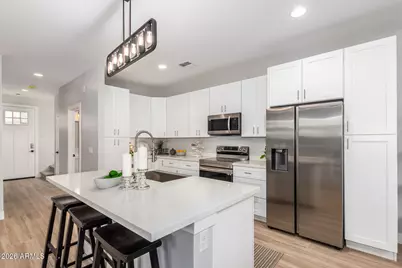 2601 N 27th Street #4, Phoenix, AZ 85008 - Photo 9