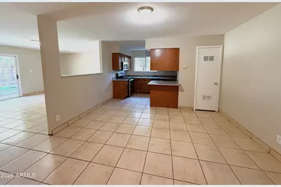 6116 W Monterey Way, Phoenix, AZ 85033 - Photo 3