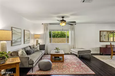 138 W Surrey Avenue, Phoenix, AZ 85029 - Photo 3