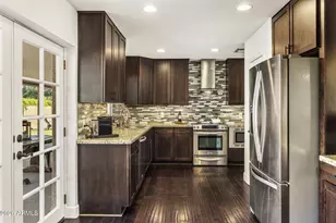 138 W Surrey Ave, Phoenix, AZ 85029 - Photo 5