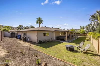 138 W Surrey Avenue, Phoenix, AZ 85029 - Photo 29