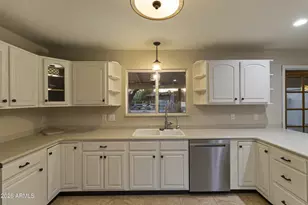 17047 N 36th Ct, Phoenix, AZ 85032 - Photo 23