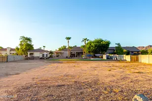 5343 W Whispering Wind Dr, Glendale, AZ 85310 - Photo 93