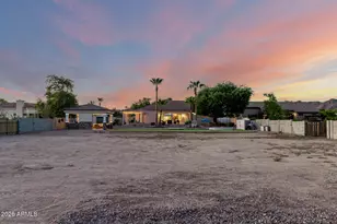 5343 W Whispering Wind Dr, Glendale, AZ 85310 - Photo 77