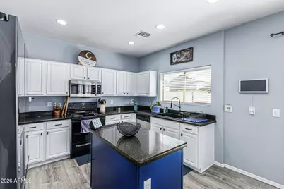 57 W Saddle Way, San Tan Valley, AZ 85143 - Photo 13