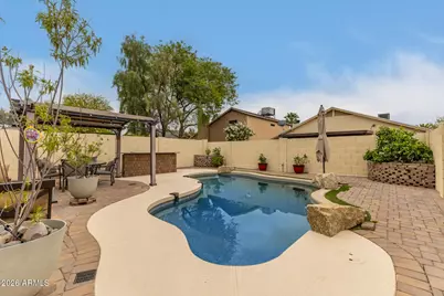 3117 E Kristal Way, Phoenix, AZ 85050 - Photo 3