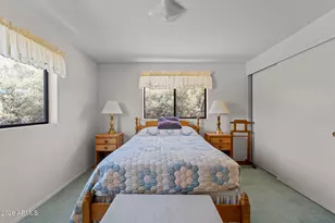 17839 S Pinon Ln, Peeples Valley, AZ 86332 - Photo 9