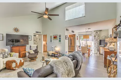 7425 N Via Camello Del Norte -- #168, Scottsdale, AZ 85258 - Photo 5