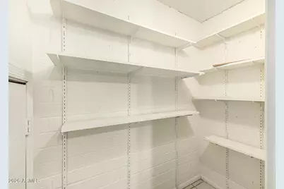 8417 N 34th Avenue, Phoenix, AZ 85051 - Photo 15