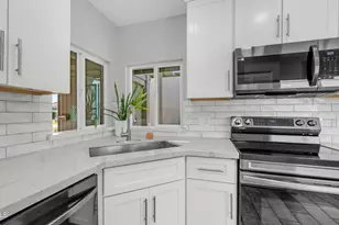 610 E Royal Palm Square N, Phoenix, AZ 85020 - Photo 3