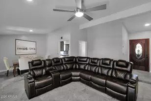 2103 W Palomino Dr, Chandler, AZ 85224 - Photo 9