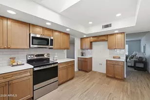 2442 W Via Rialto Cir, Mesa, AZ 85202 - Photo 17