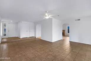 571 W Myrna Ln, Chandler, AZ 85225 - Photo 7