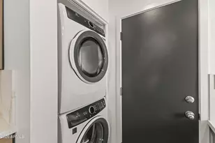 10055 E Mountainview Lake Dr, Scottsdale, AZ 85258 - Photo 13