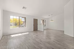 10304 W Windsor Blvd, Glendale, AZ 85307 - Photo 7