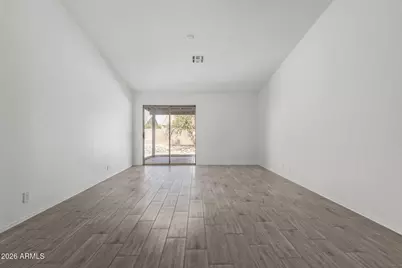 10304 W Windsor Boulevard, Glendale, AZ 85307 - Photo 9